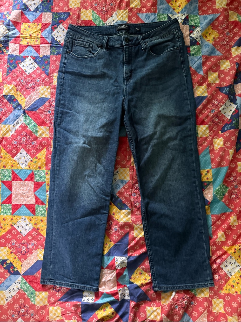 Women's Dark Blue Cropped Straight Jeans